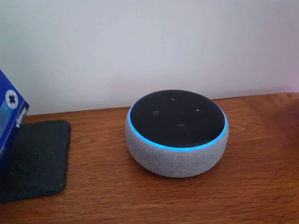 Second gen Amazon Echo Dot in listening mode
